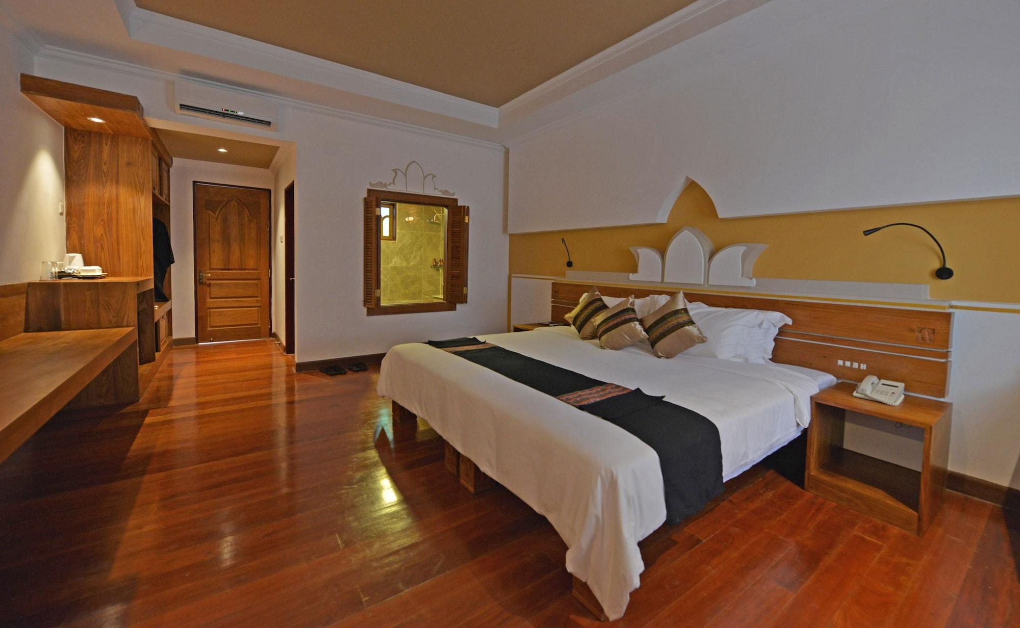 Ananta Inlay Resort Nyaung Shwe Exterior photo