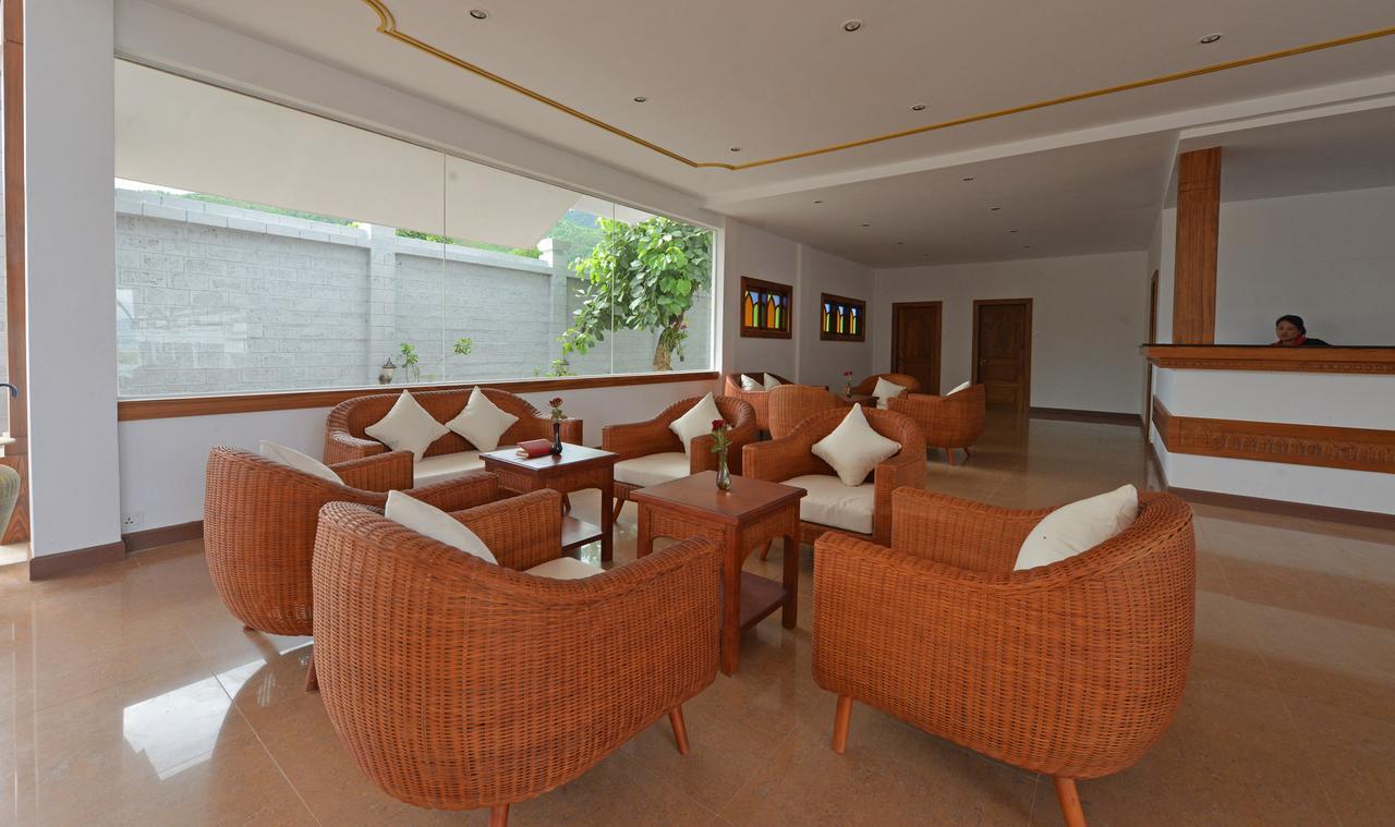 Ananta Inlay Resort Nyaung Shwe Exterior photo