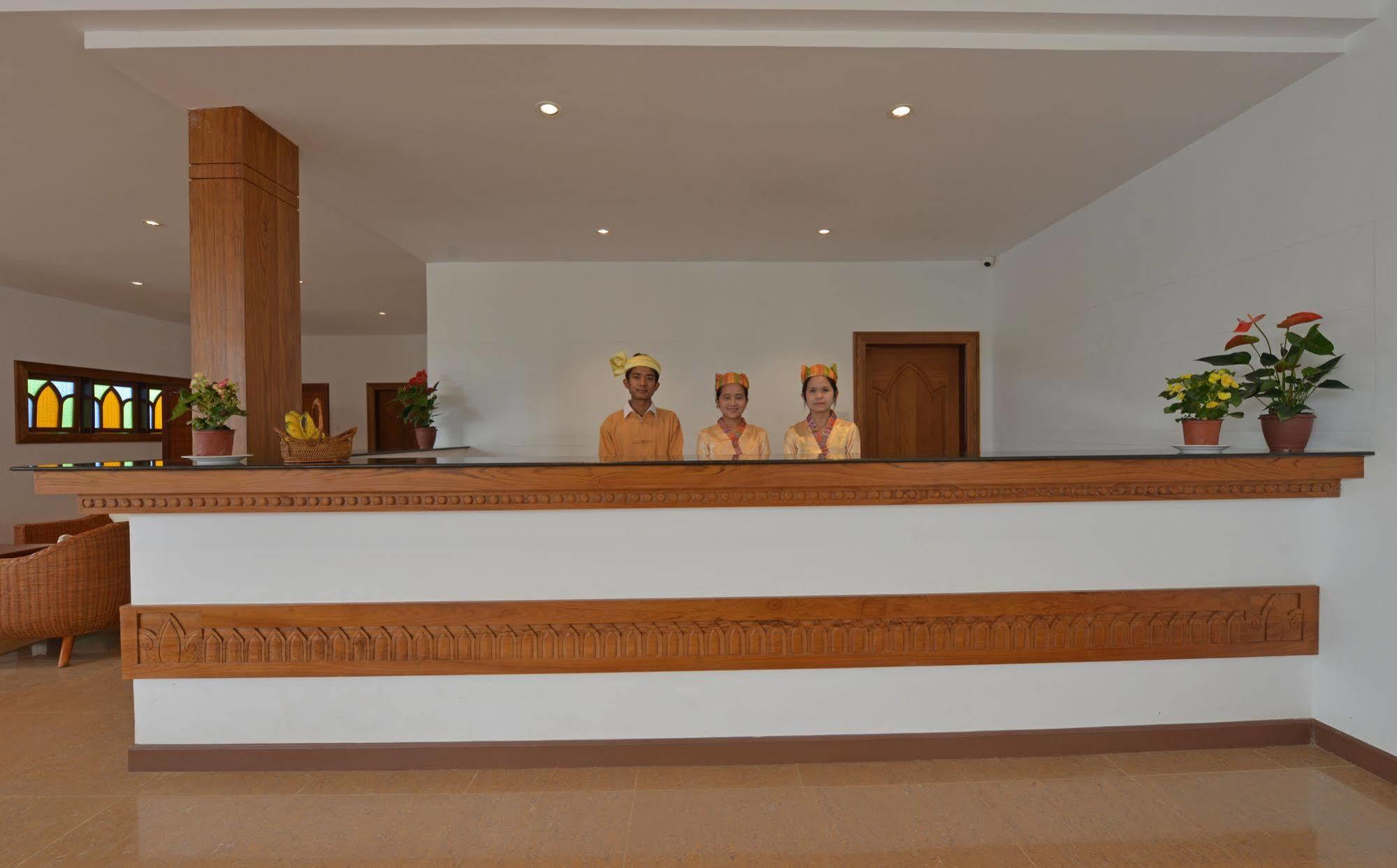 Ananta Inlay Resort Nyaung Shwe Exterior photo